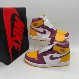 NEW Nike Air Jordan 1 Retro High OG Mens US 9.5
